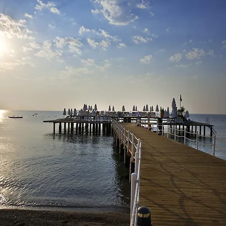 Otel Mirada Del Mar 5*